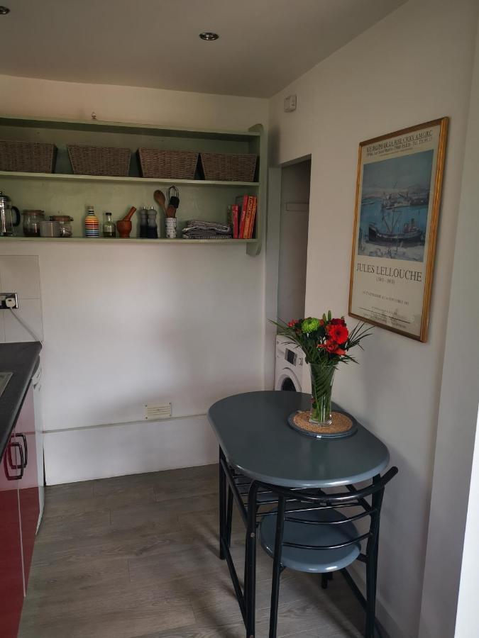 Bungalow With Parking, Near Preston Park Brighton ภายนอก รูปภาพ