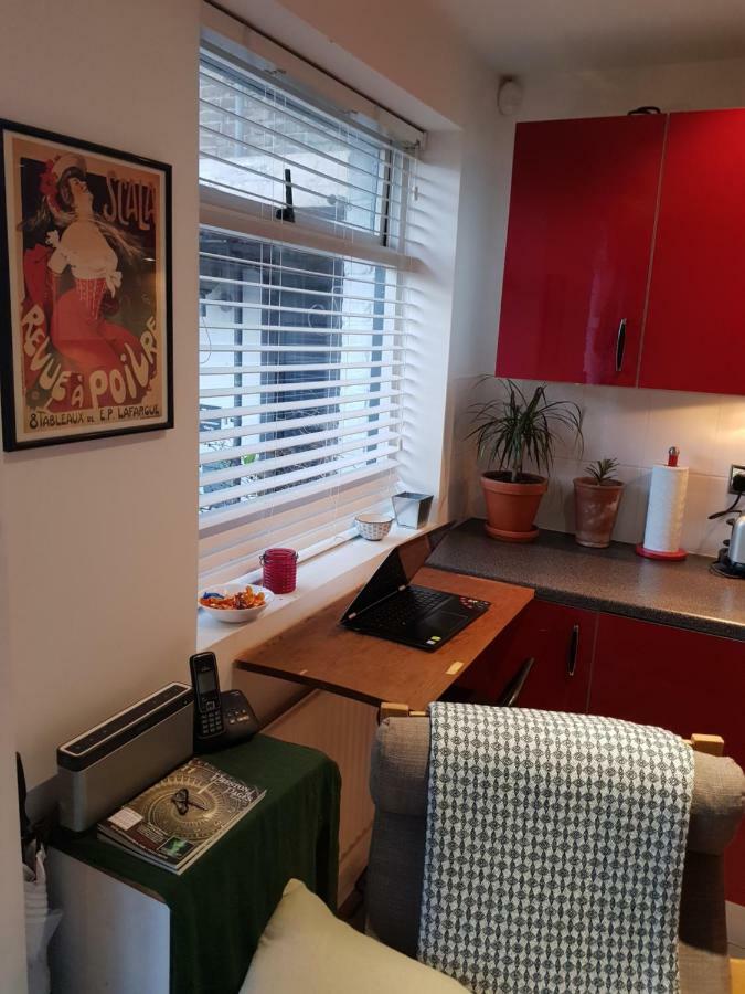 Bungalow With Parking, Near Preston Park Brighton ภายนอก รูปภาพ